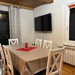 Domek Nad Rzeka Apartment *