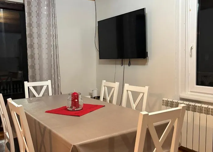 Nad Rzeka 아파트 *